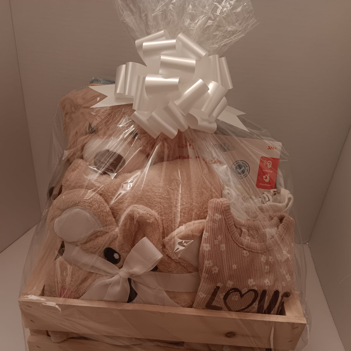 Baby Basket - Girl - Love